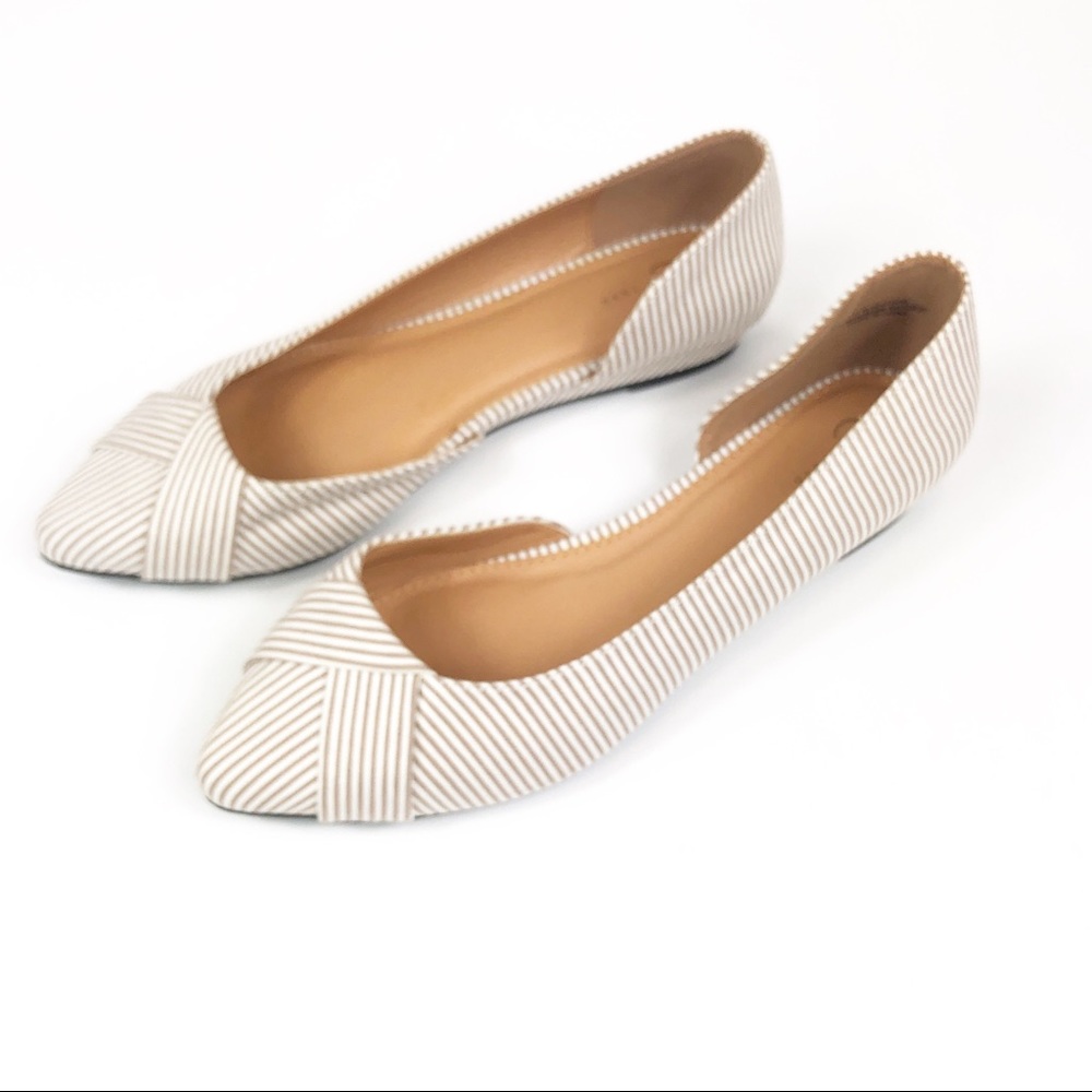 Tan & White Flats W/ Mini Heel - Size 11W - Picture 4 of 8